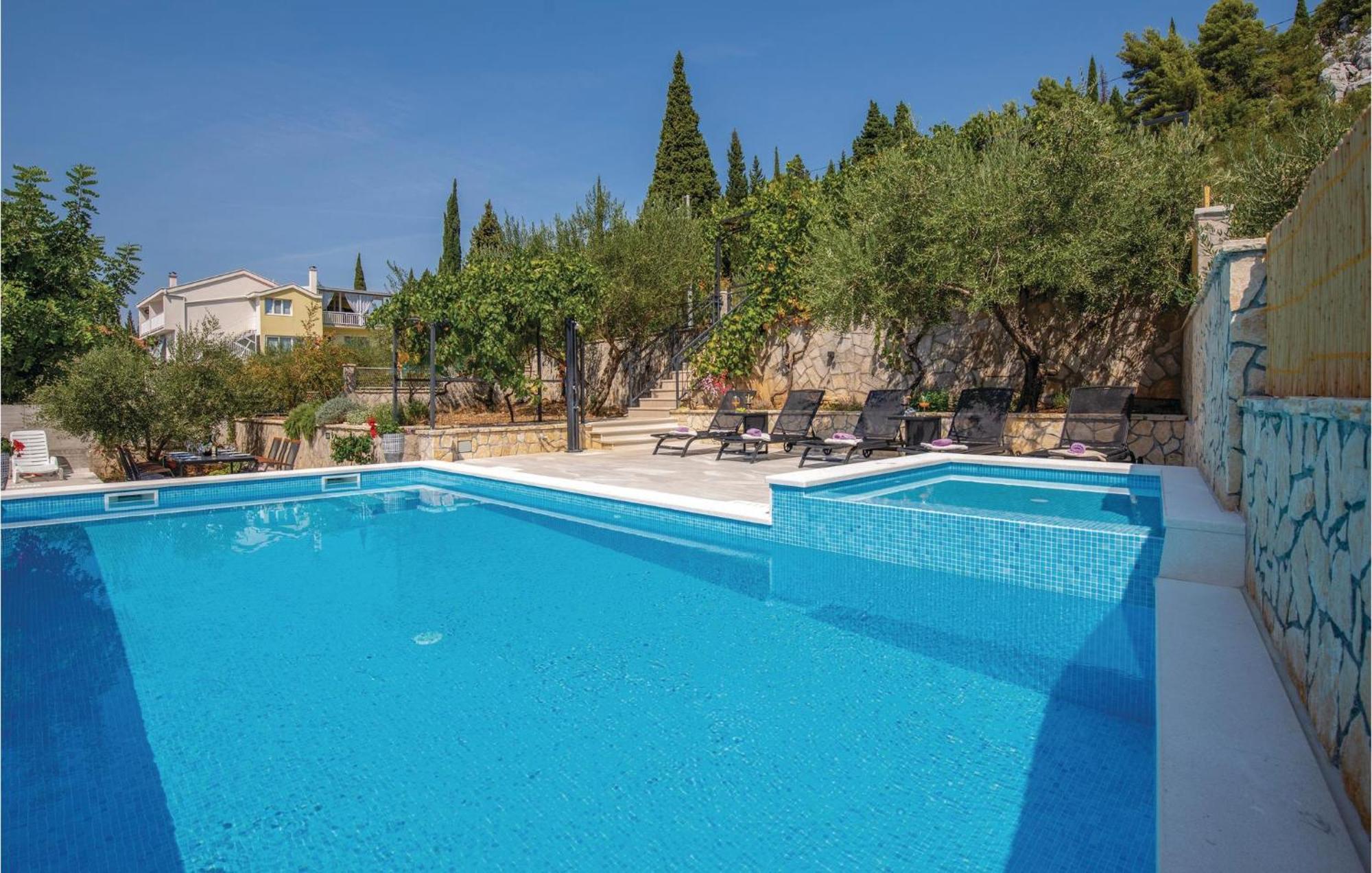 Nice Apartment In Blace With Wifi Buitenkant foto